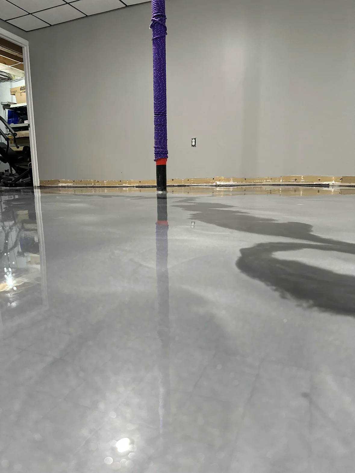 Gray decorative metallic floor in a garage